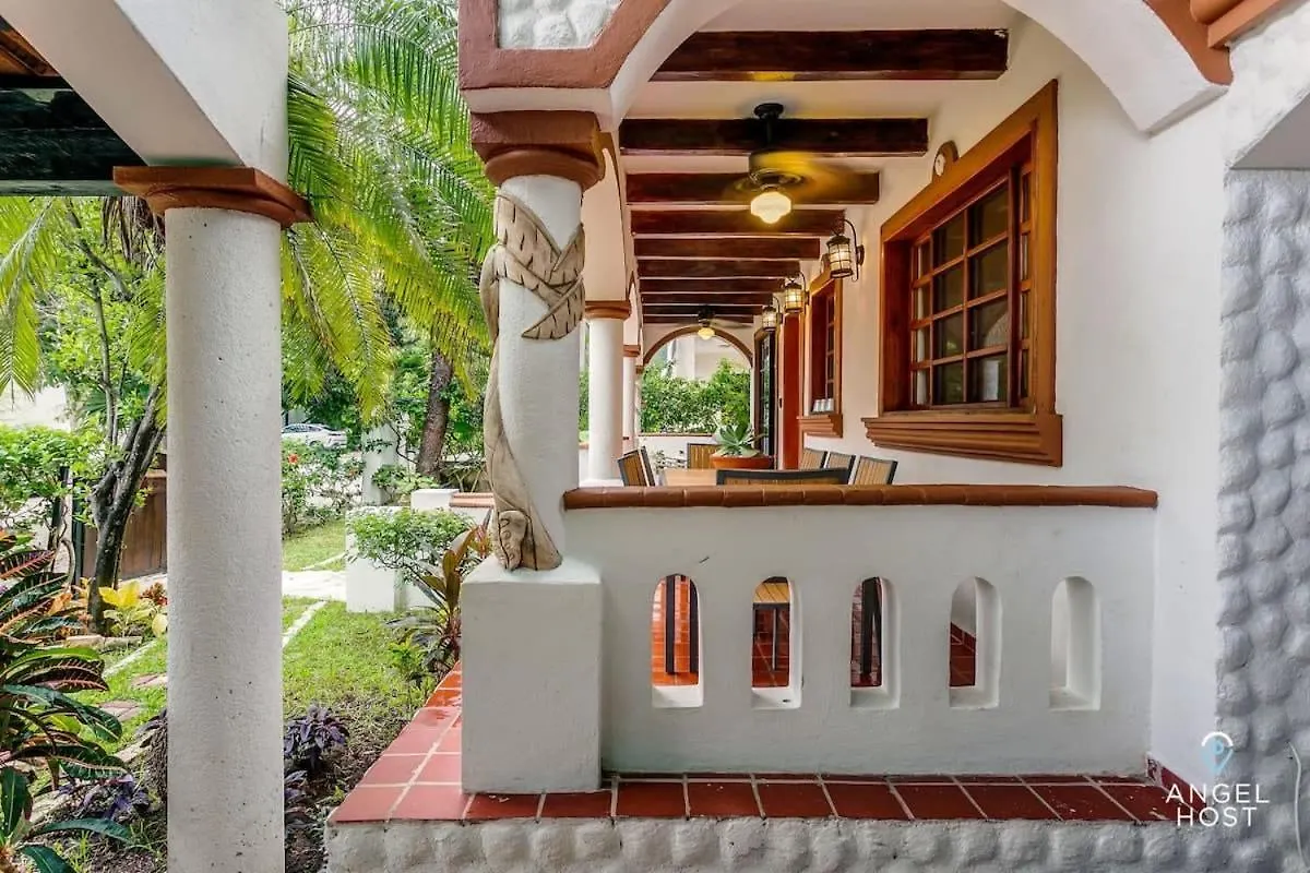 Hacienda-Style Villa With Private Pool Steps To Beach Playa del Carmen